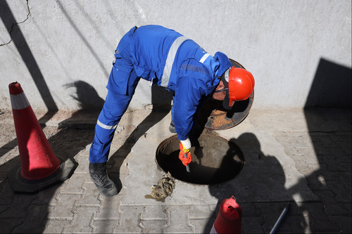Бохирын хоолойнуудад хатуу хог хаягдлын шүүр суурилуулж байна